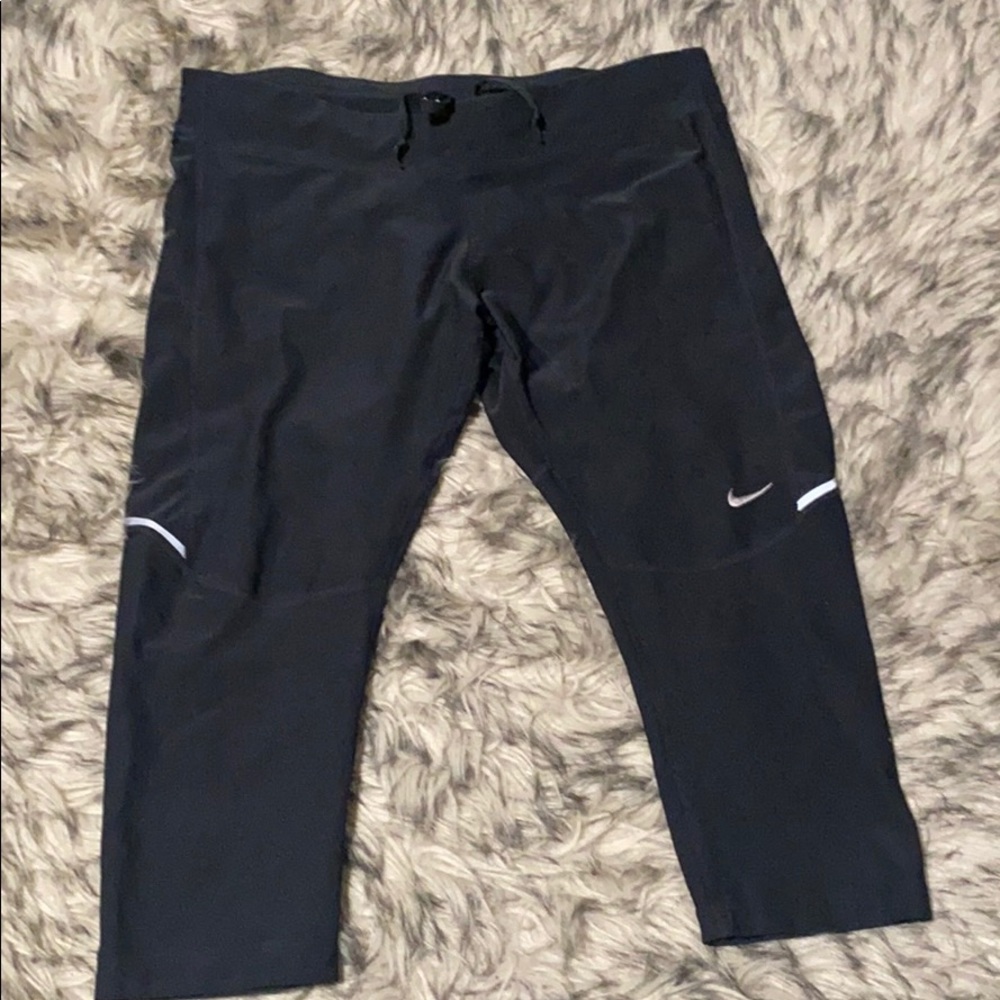 Nike Dri Fit Capri Tights Leggings Size L